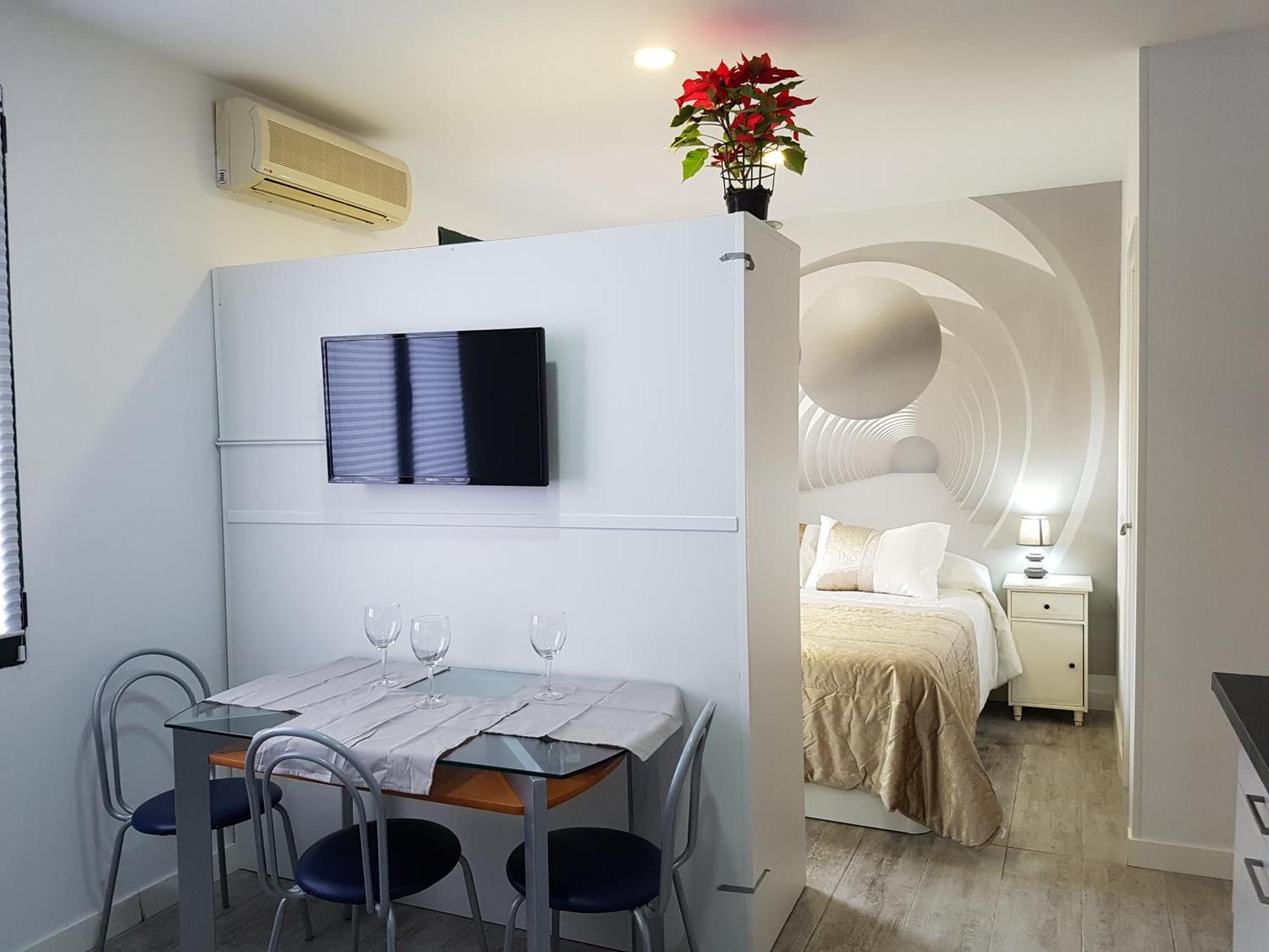Aparthotel Turisticos Cuenca 3 Madrid Esterno foto